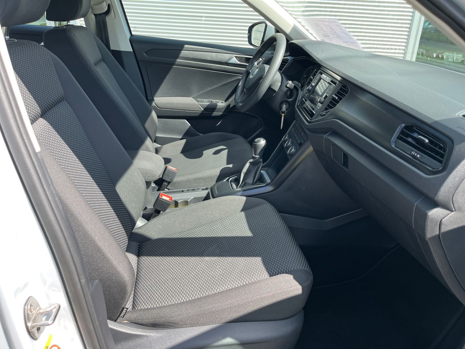 Volkswagen T-Roc 1.0TSI - Samsaru's Car Outlet