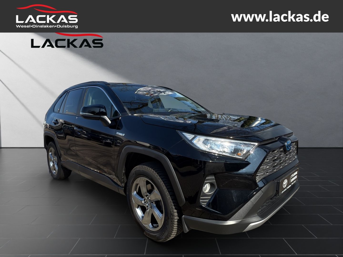 Toyota RAV 4 Hybrid 4x2 - Samsaru's Car Outlet