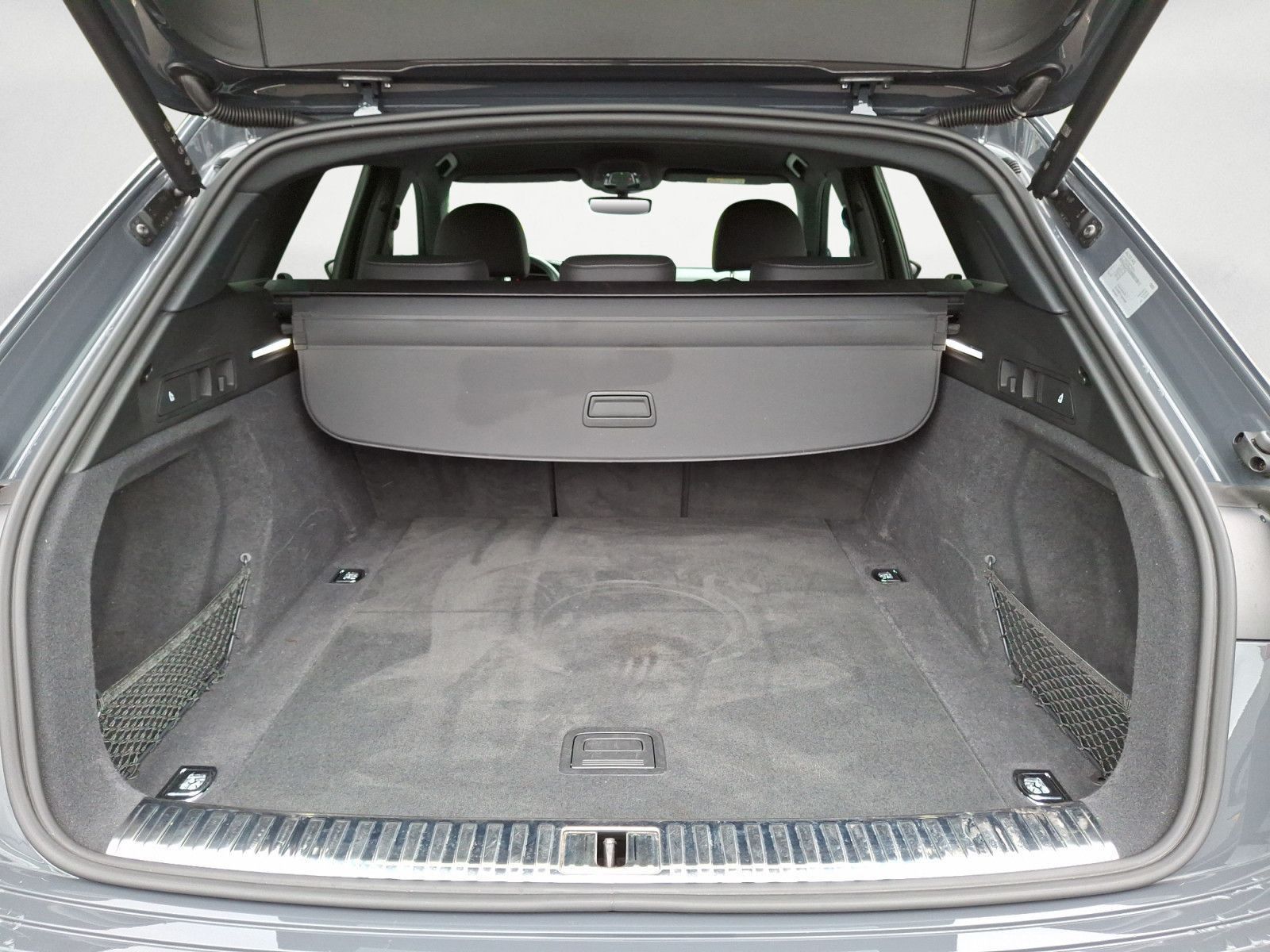 Audi Q8 e-tron 50 quattro S line AHK HUD B+Osound Sta