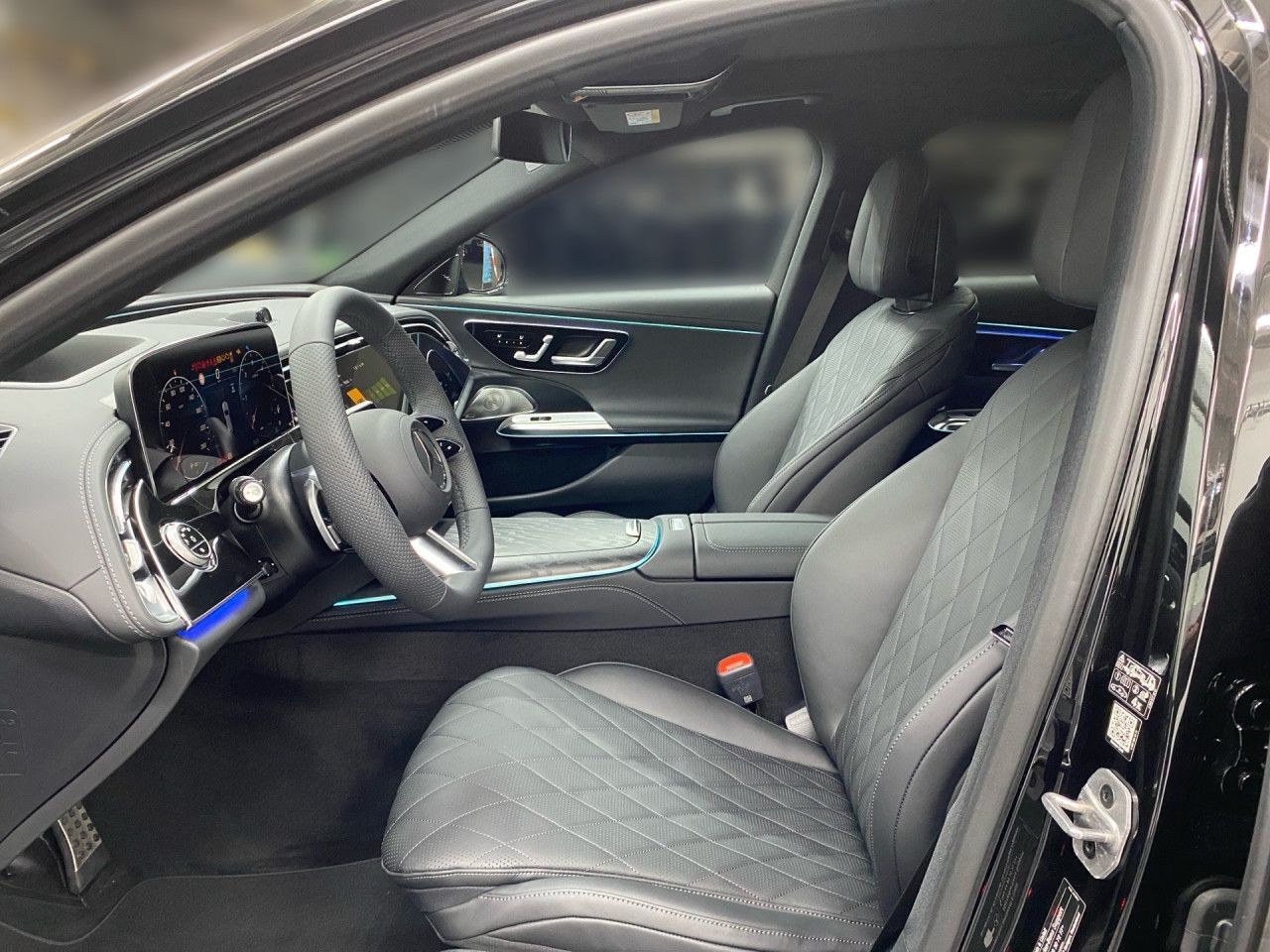 Mercedes-Benz E 450 d T 4Matic AMG+HUD+AHK+PANO+BURMEST+360°