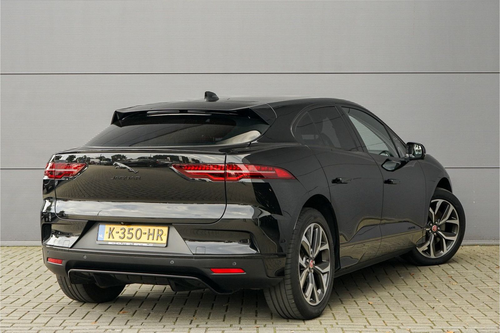 Jaguar I-Pace EV320 SE Business 90 kWh 3 Fase Laden Pan