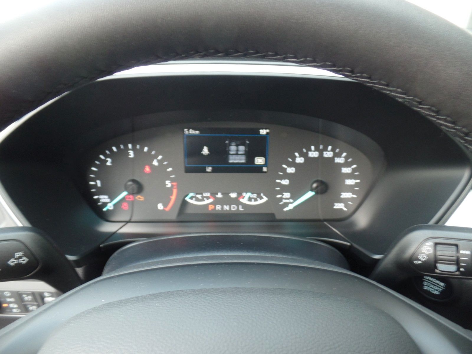 Ford Kuga 2.0l - Samsaru's Car Outlet