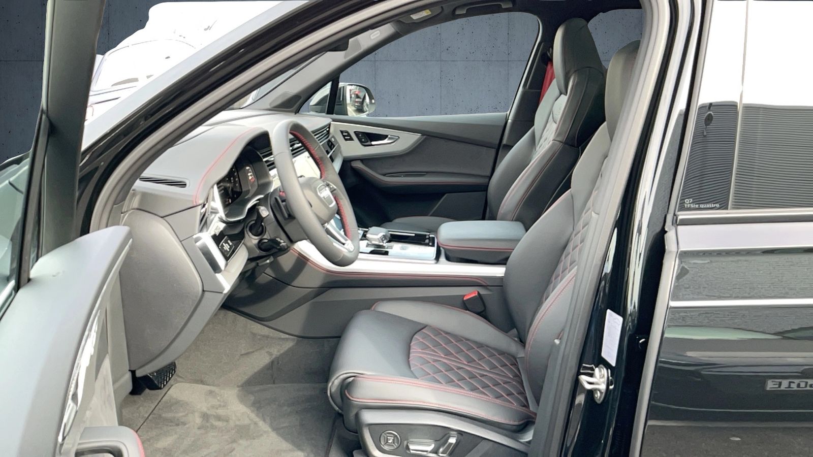 Audi Q7 60 TFSI e q. tiptr. S line Laser PANO HUD 22