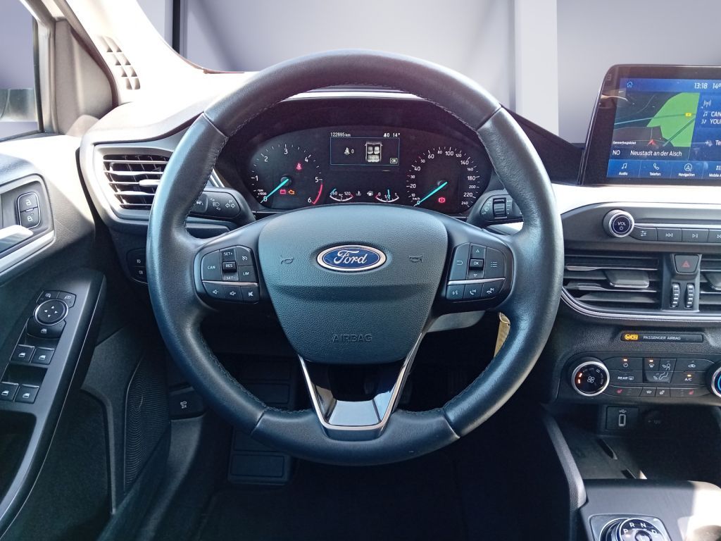 Ford Focus Turnier 2.0 EcoBlue Aut. - Samsaru's Car Outlet