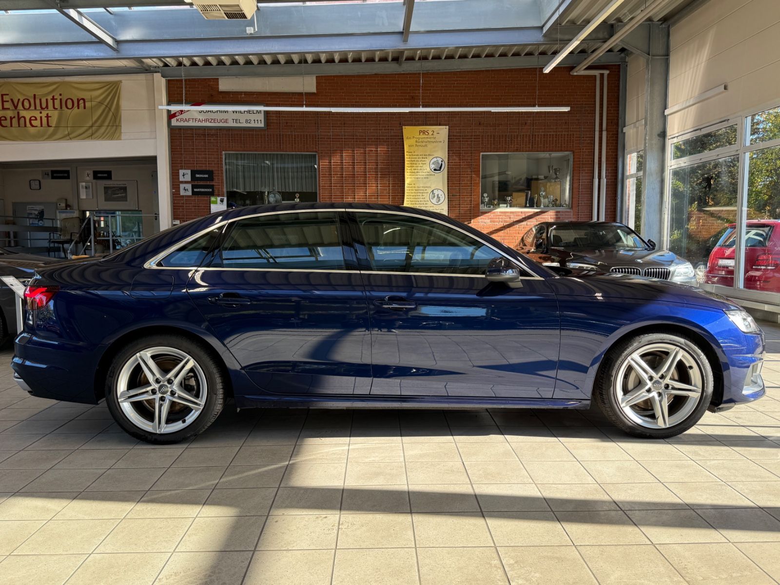 Audi A4 Lim. 40 TDI quattro advanced /1Hd./Matrix/ACC