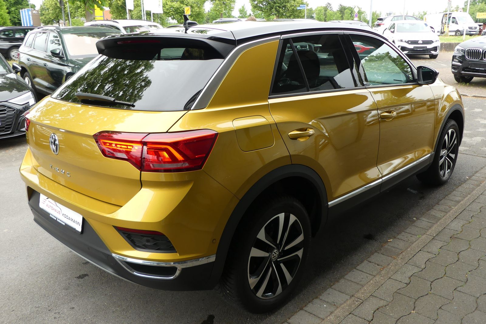 Volkswagen T-Roc United 1.5TSI - Samsaru's Car Outlet