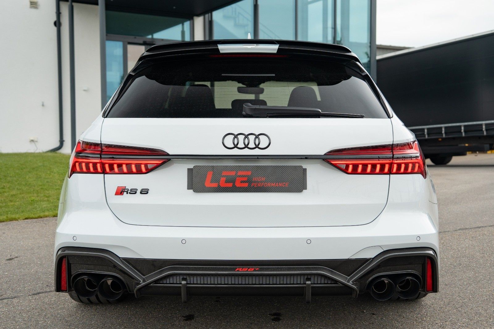 Audi ABT RS6+ Avant 4.0 TFSI quattro / 1 of 25 /