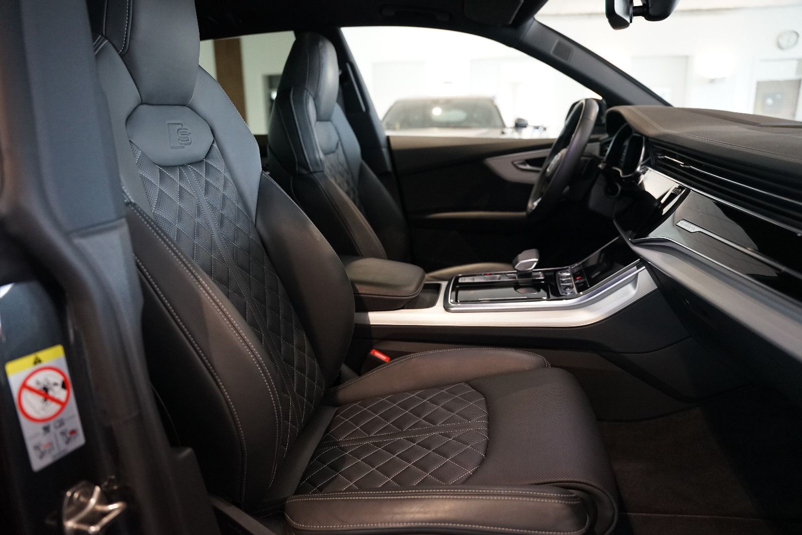 Audi Q8 50 TDI quattro | S line | Pano | B&O | Matrix