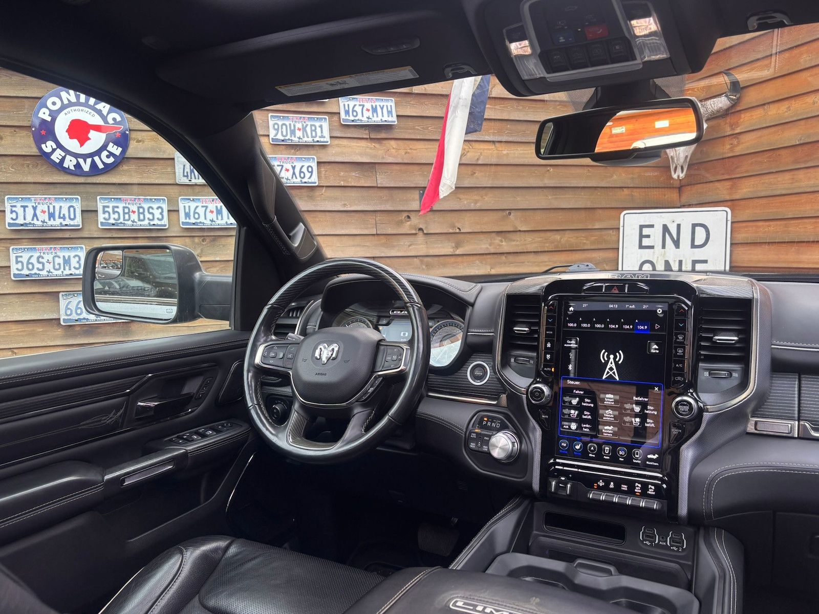 Dodge RAM 1500 5,7 Limited 4x4 LED Pano AHK Memory LPG