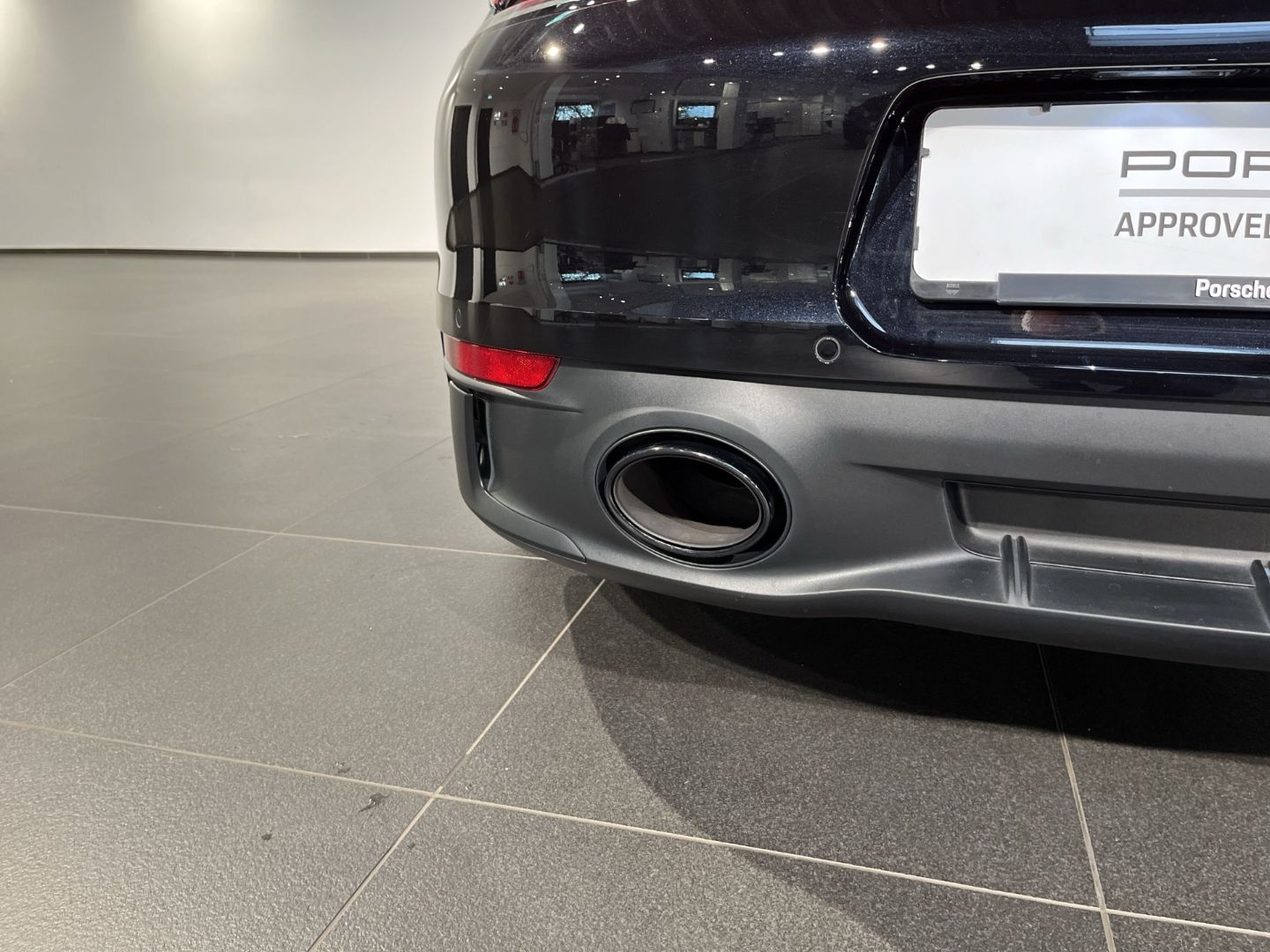 Porsche 992 911 Carrera 4 GTS Cabrio BOSE Surround View