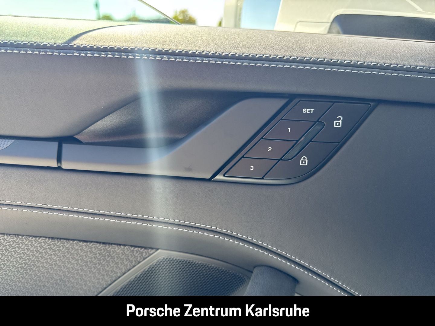 Porsche 992 911 Carrera 4 GTS Cabriolet LED-Matrix BOSE