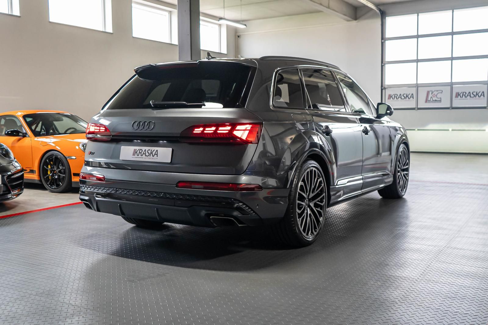 Audi Q7 50 TDI quattro S-line PANO STHZ 7-SITZER ABT