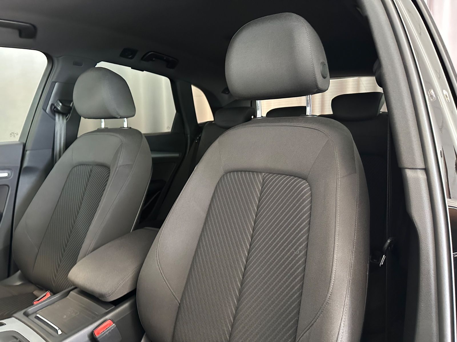 Audi Q5 40 TDI quattro S line - Samsaru's Car Outlet