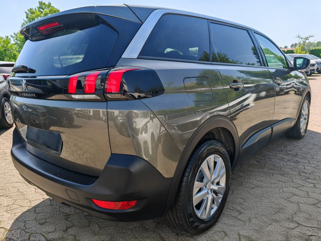 Peugeot 5008 BlueHDI 130 EAT8 KOMFORTSITZ - Samsaru's Car Outlet