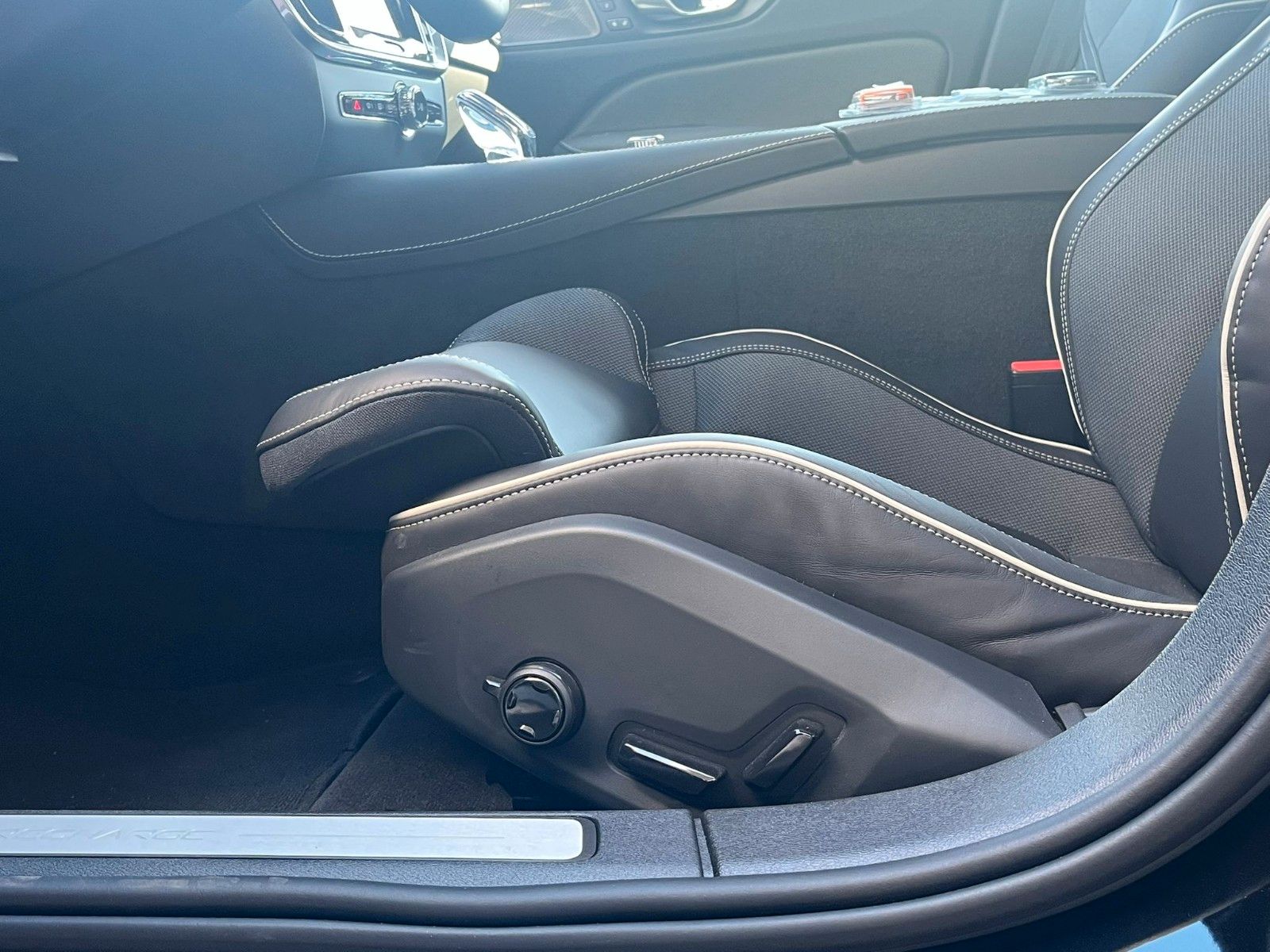 Volvo S60 Recharge T8 AWD