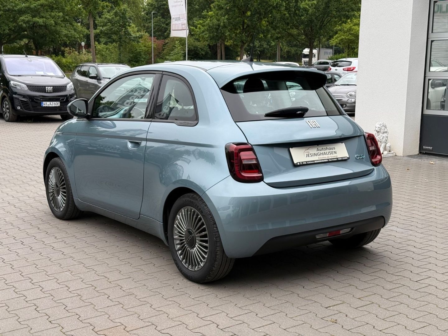 Fiat 500 Icon - Samsaru's Car Outlet
