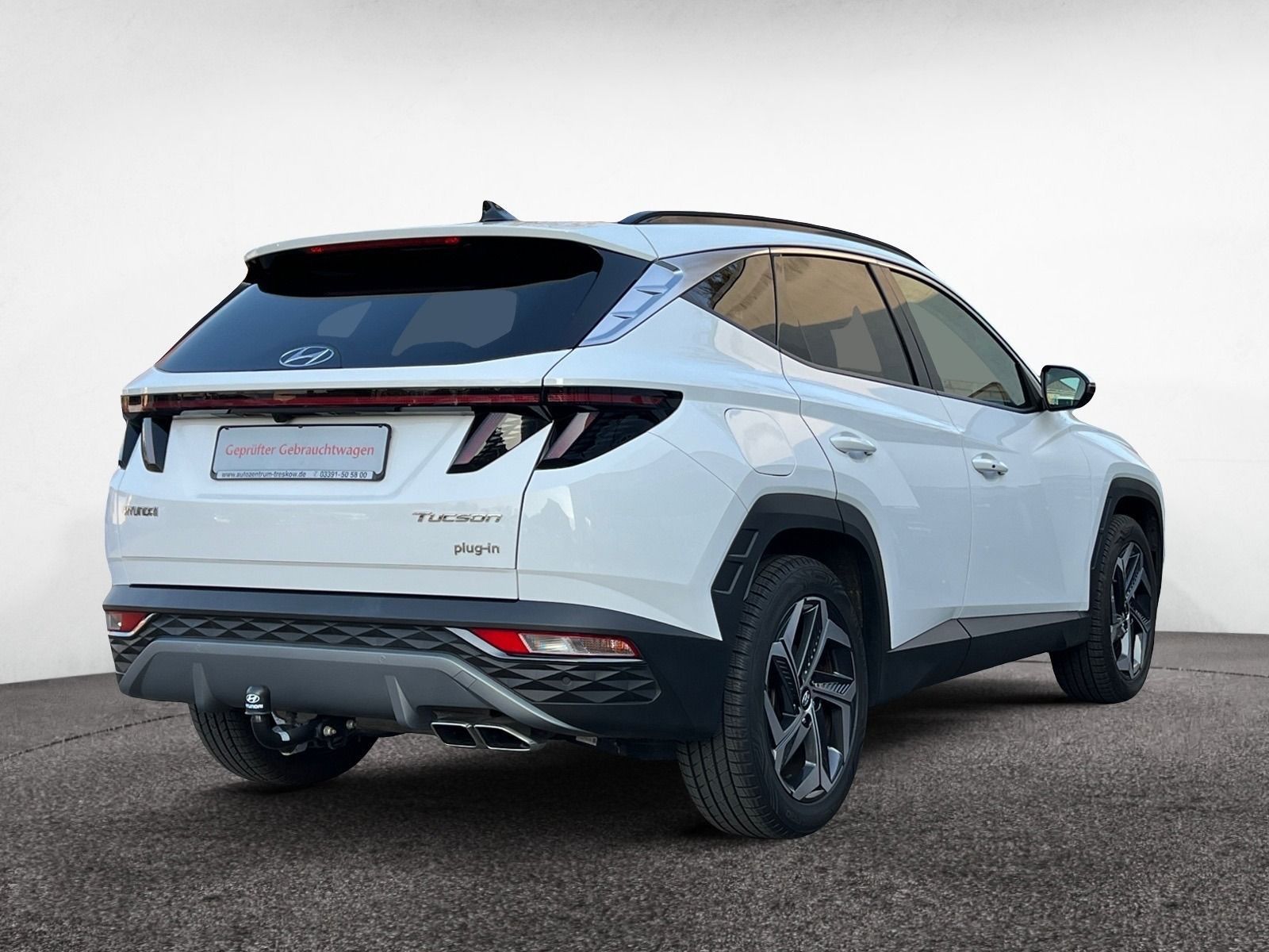 Hyundai Tucson 1.6 T-GDI Trend Plug-In Hybrid 4WD - Samsaru's Car Outlet