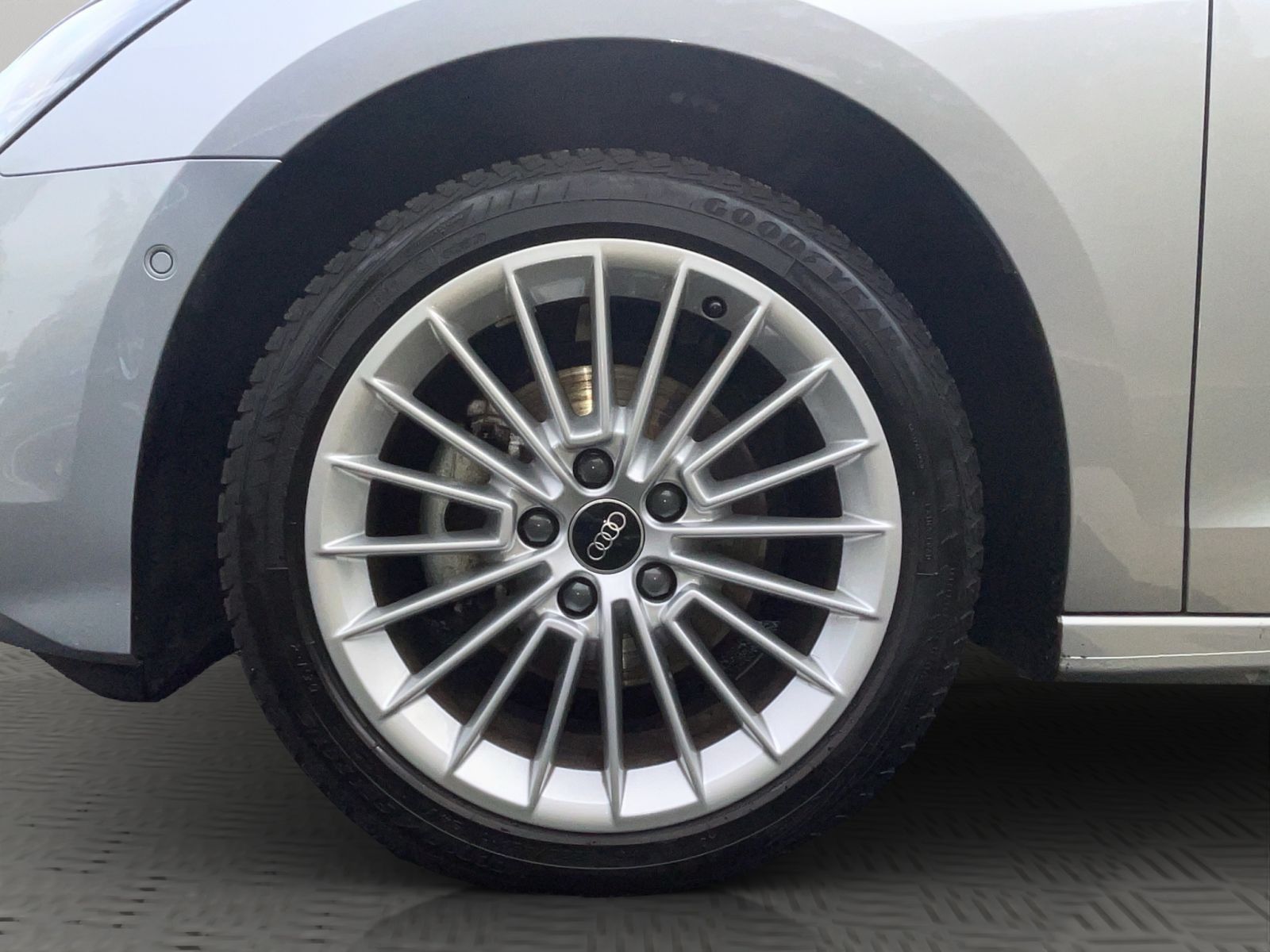 Audi A3 Sportback 30 TFSI LED Navi PDC+ Teilleder