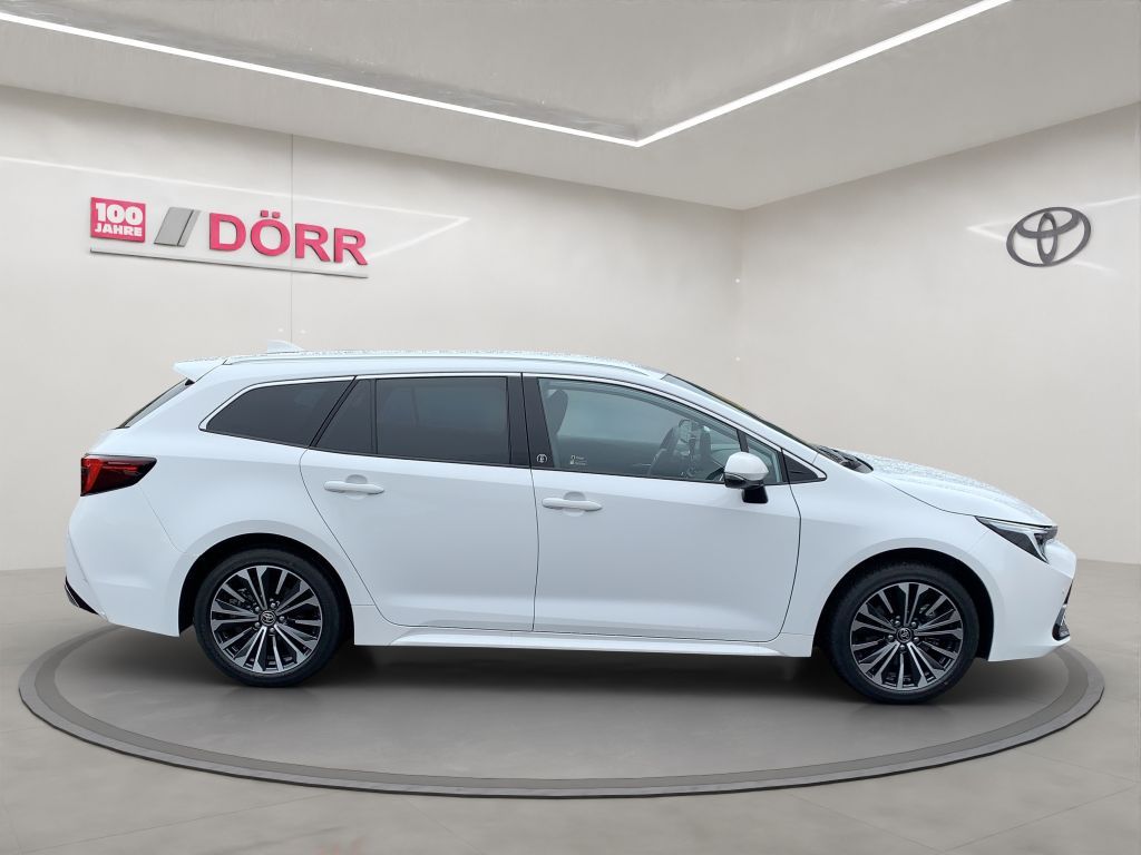 Toyota Corolla 1.8 Hybrid Touring Sports - Samsaru's Car Outlet