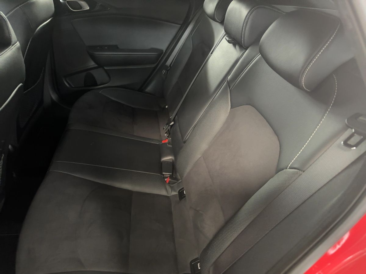 Kia PROcee'd 1.4T DCT7 GTL - Samsaru's Car Outlet