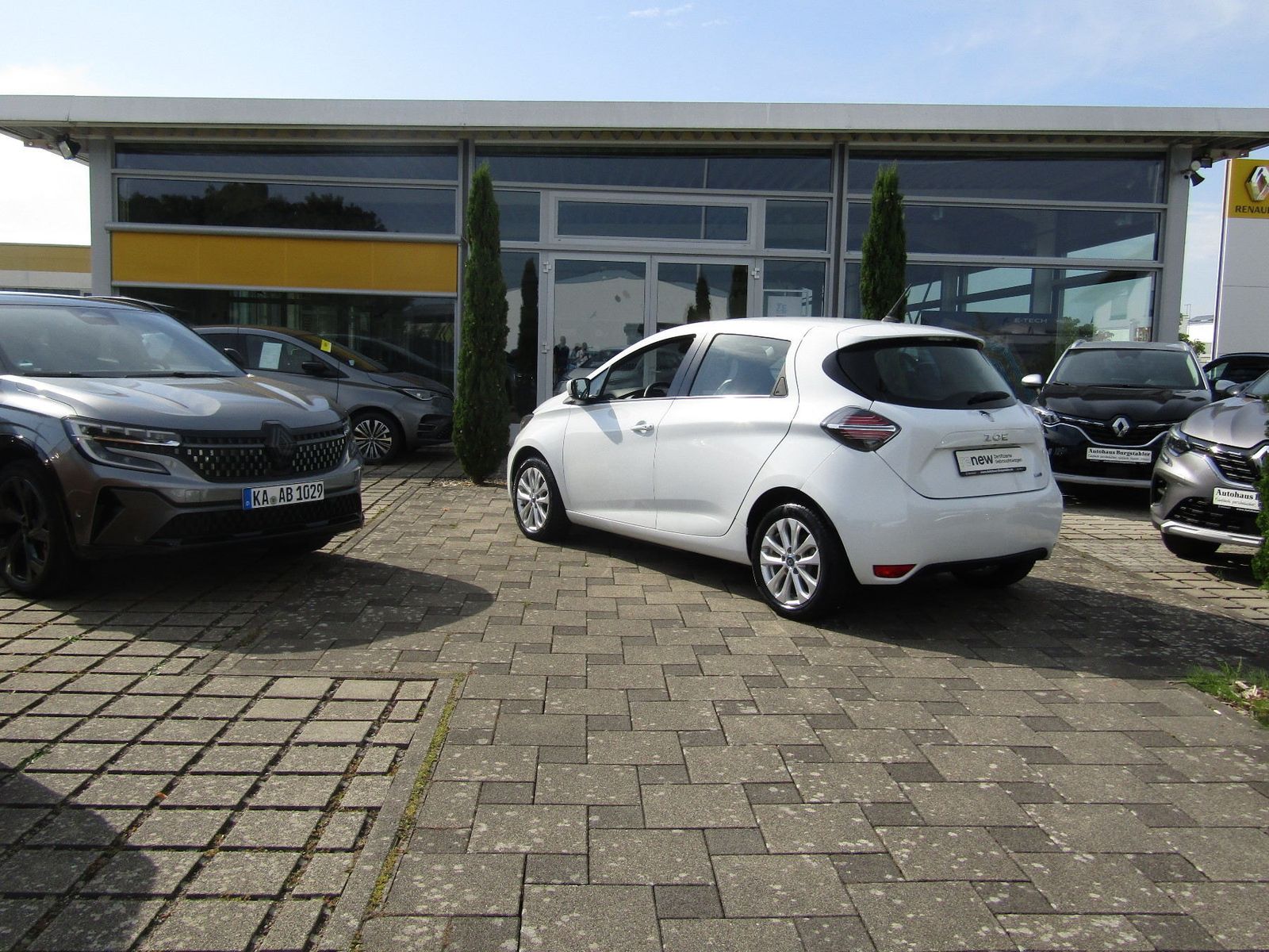Renault ZOE Experience R110 - Samsaru's Car Outlet