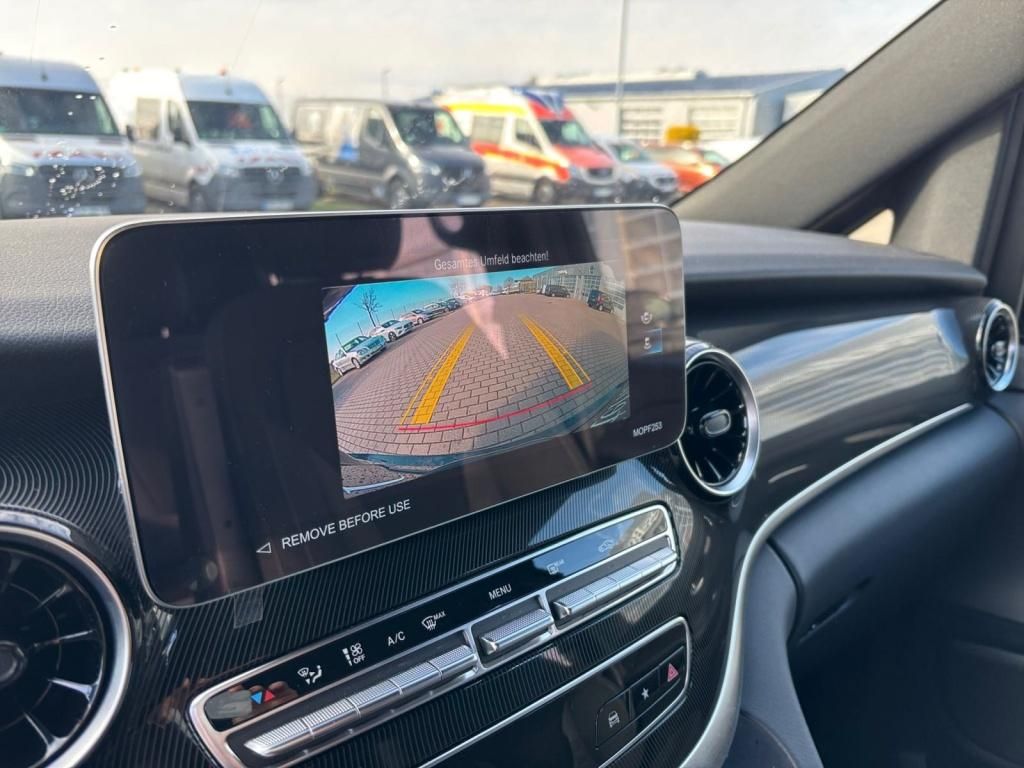 Mercedes-Benz V 220 d EDITION - Samsaru's Car Outlet