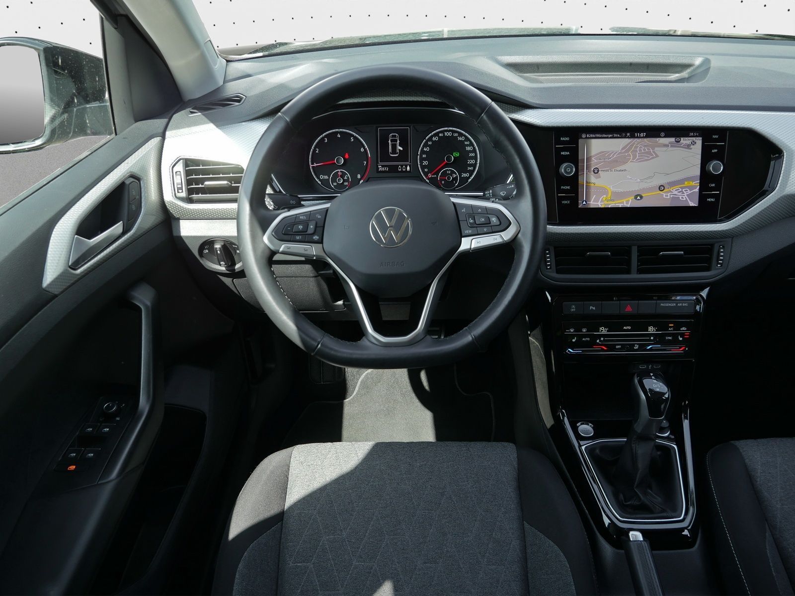 Volkswagen T-Cross Life Move 1.0 TSI - Samsaru's Car Outlet