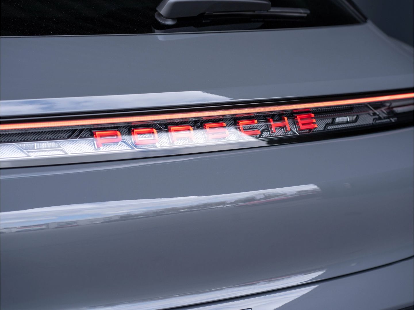 Porsche Taycan 4S Sport Turismo SportDesign BOSE HD-Matr