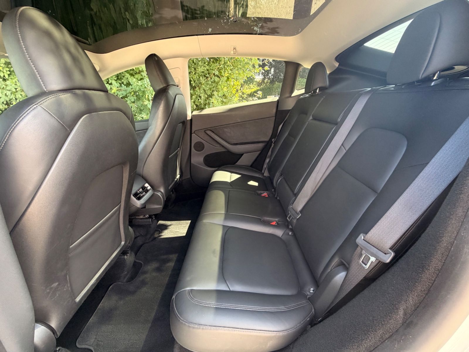 Tesla Model Y Standard Range RWD