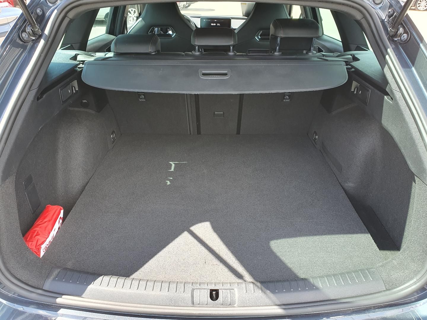 Cupra Leon Sportstourer 1.4 e-hybrid - Samsaru's Car Outlet