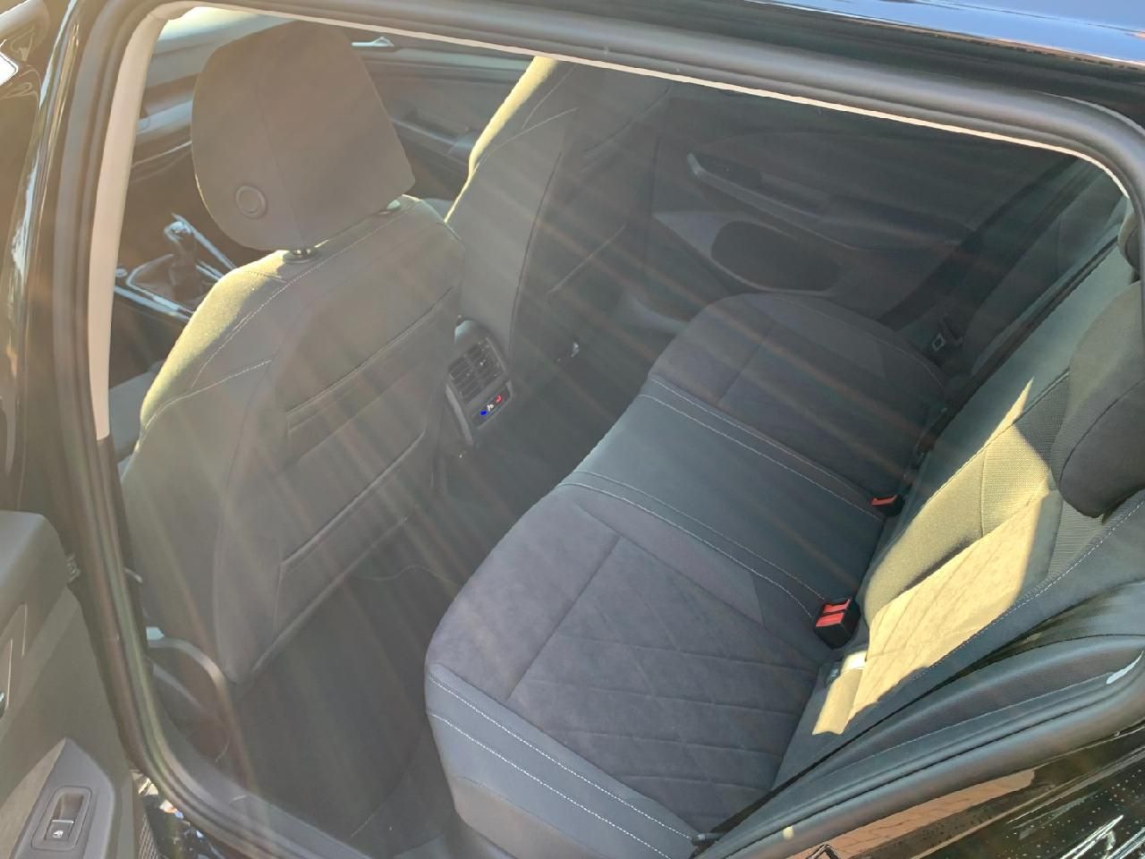 Volkswagen Golf VIII Variant 1.5 TSI OPF Style - Samsaru's Car Outlet