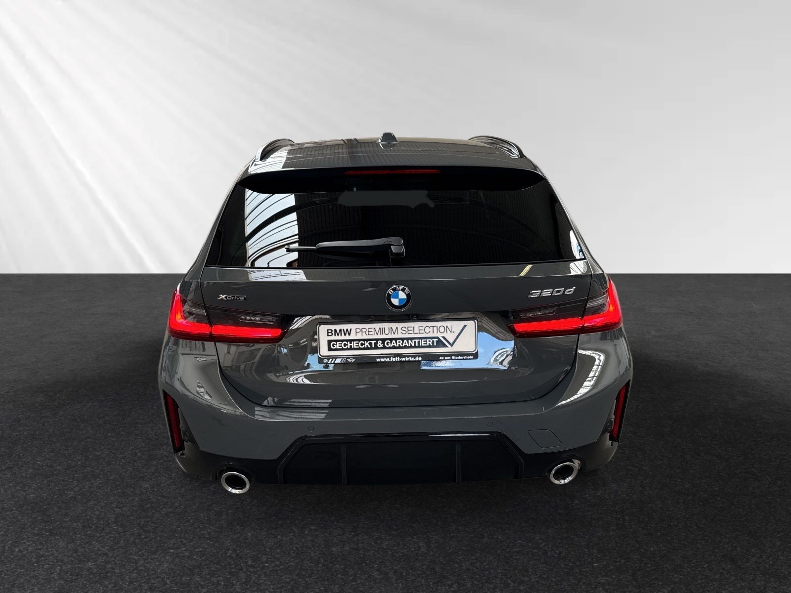 BMW 320d xDrive Touring M Sport|AHK|Head-Up|19"LMR