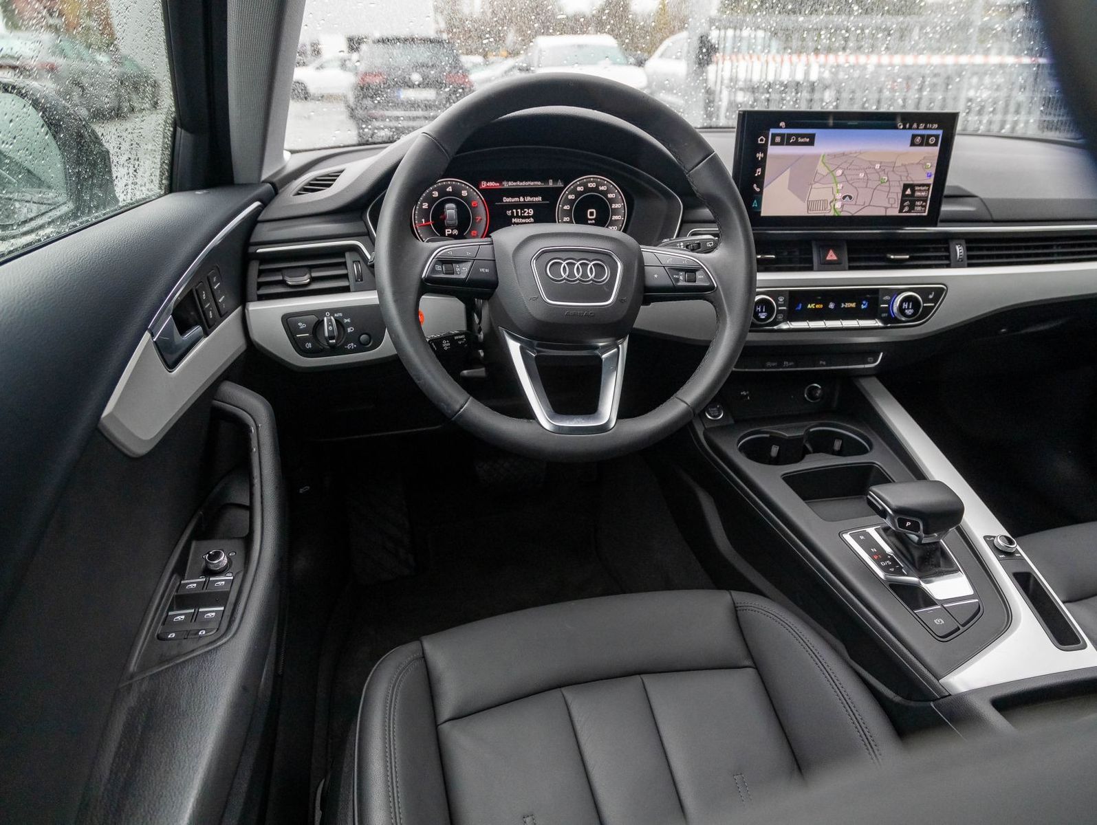Audi A4 Avant 35TFSI Stronic - Samsaru's Car Outlet