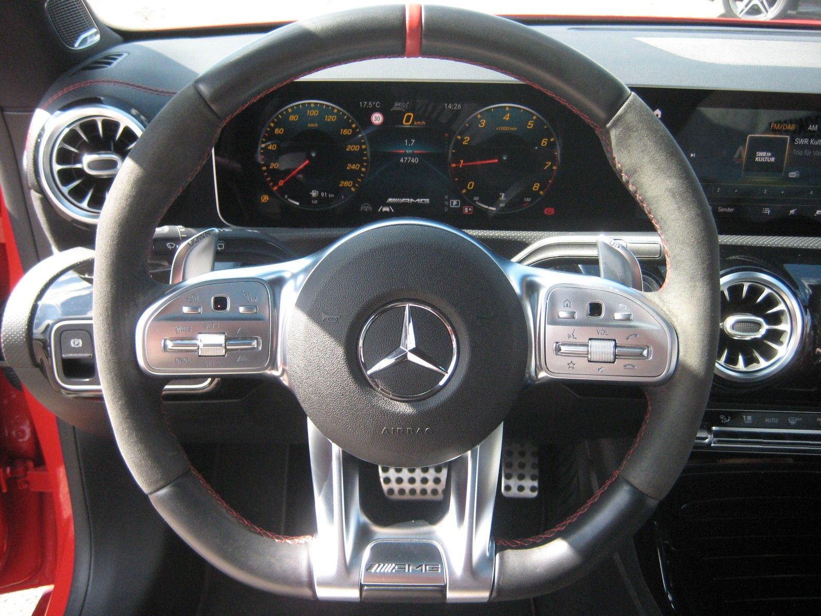 Mercedes-Benz CLA 35 AMG 4M - Samsaru's Car Outlet