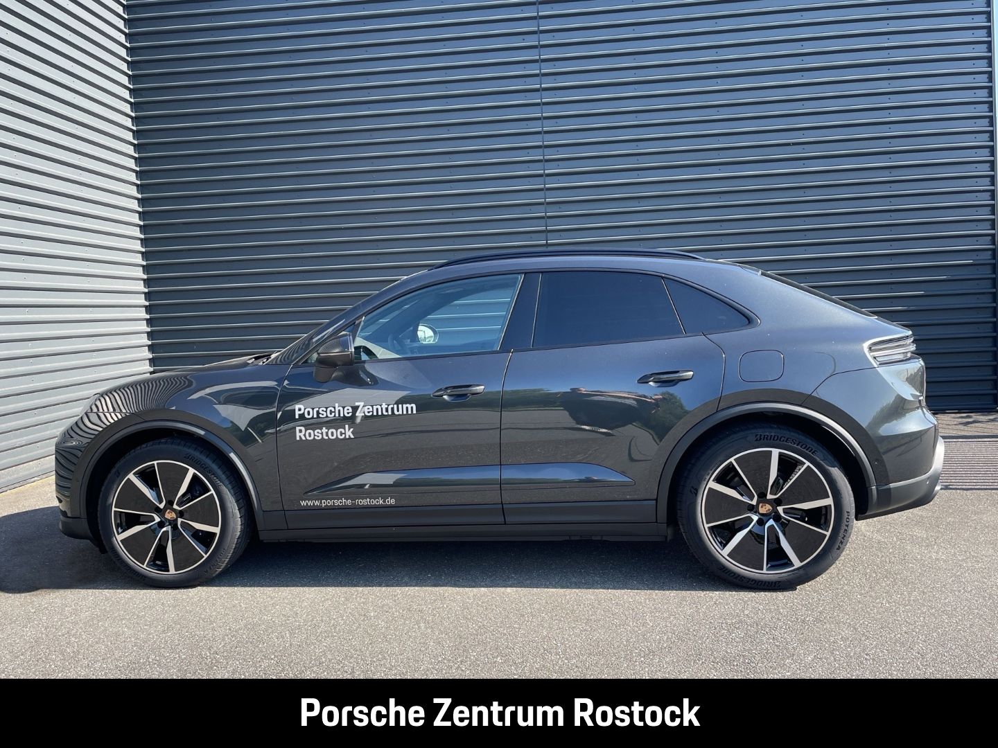 Porsche Macan 4 BOSE Abstandstempomat Surround-View LED