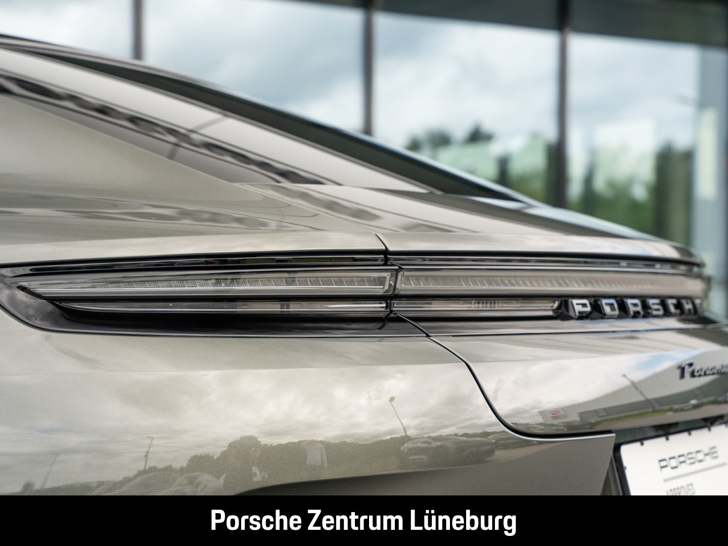 Porsche Panamera 4 E-Hybrid BOSE Panoramadach InnoDrive