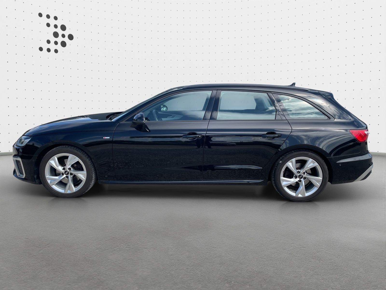 Audi A4 Avant 35 TFSI S line - Samsaru's Car Outlet