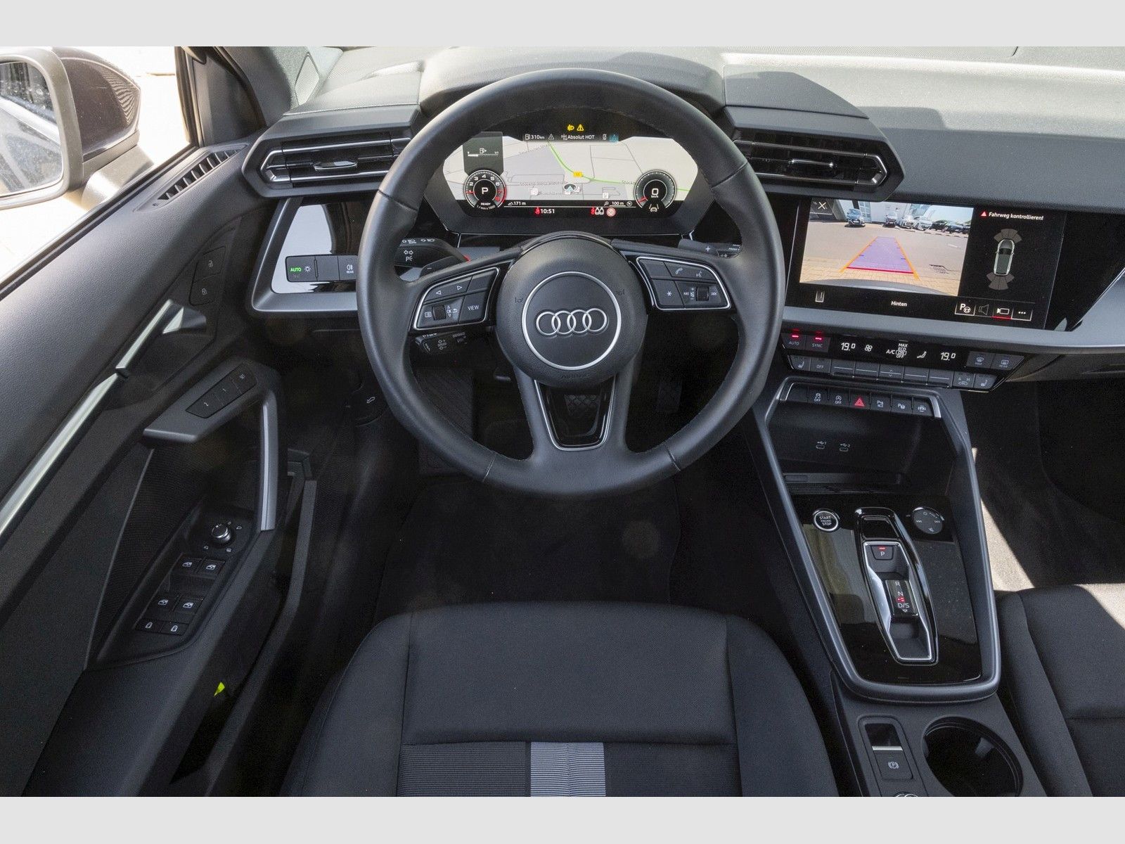 Audi A3 Sportback 35 TFSI S tronic Business* - Samsaru's Car Outlet