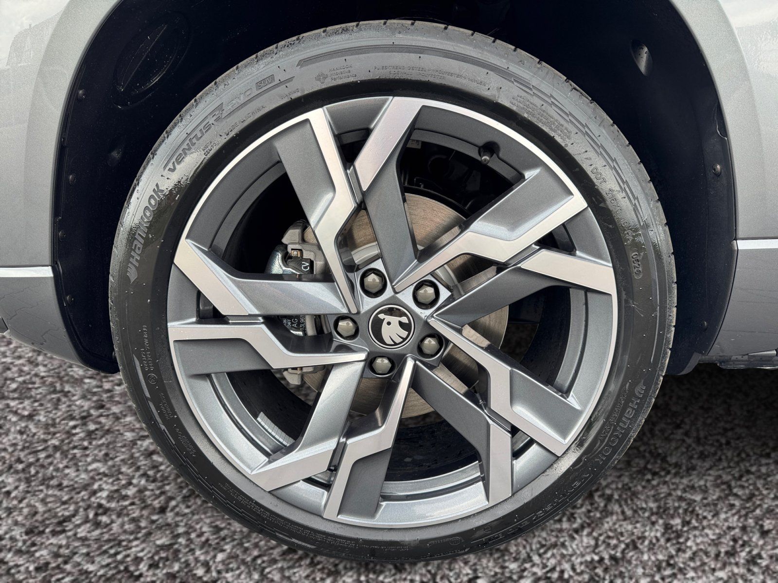 Skoda Karoq Sportline 4x4 TSI DSG|5-JGARANTIE|PANO|AHK