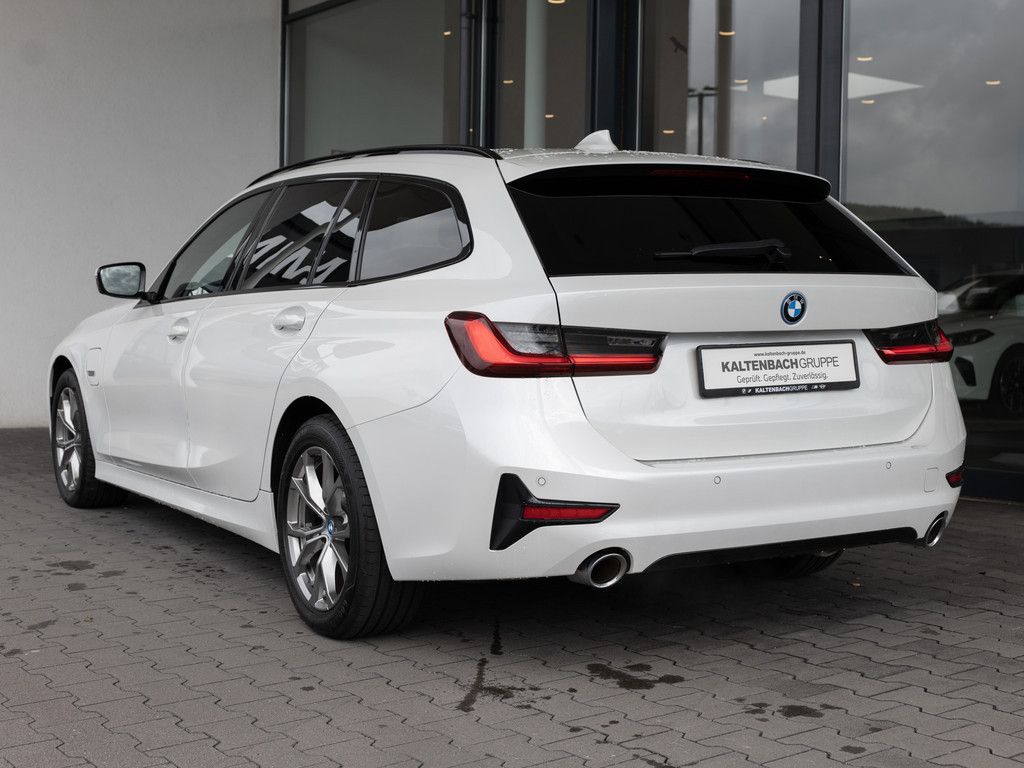 BMW 320e Touring Sport Line - Samsaru's Car Outlet