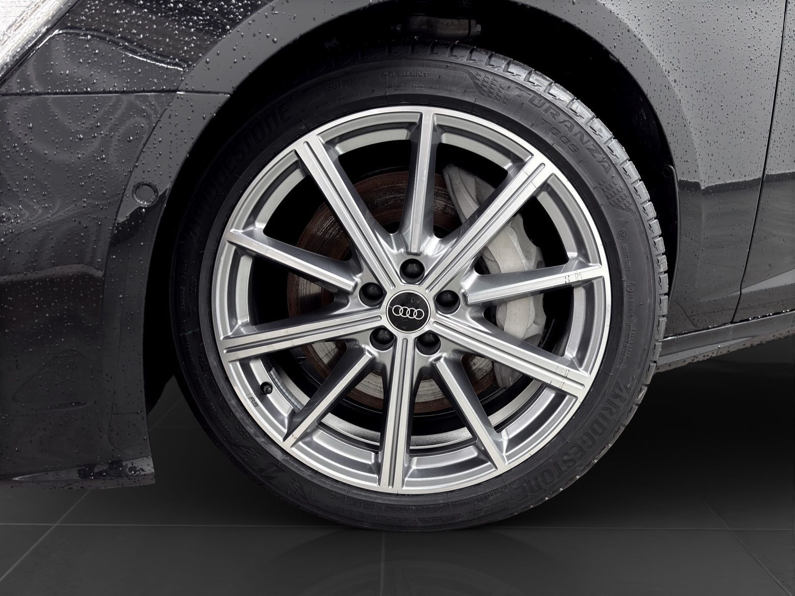 Audi A6 Avant 55 TFSI Q S LINE - Samsaru's Car Outlet
