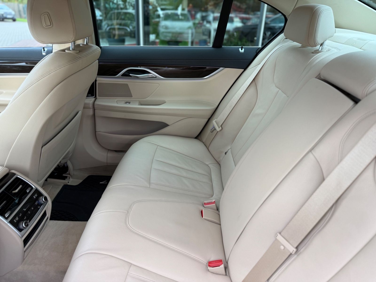 BMW 730 d xDrive Aut. Leder LED Luftfederung