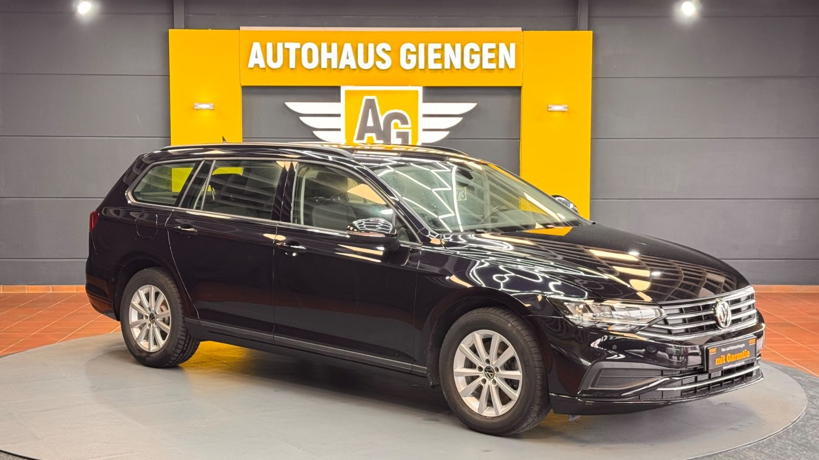 Volkswagen Passat Variant - Samsaru's Car Outlet