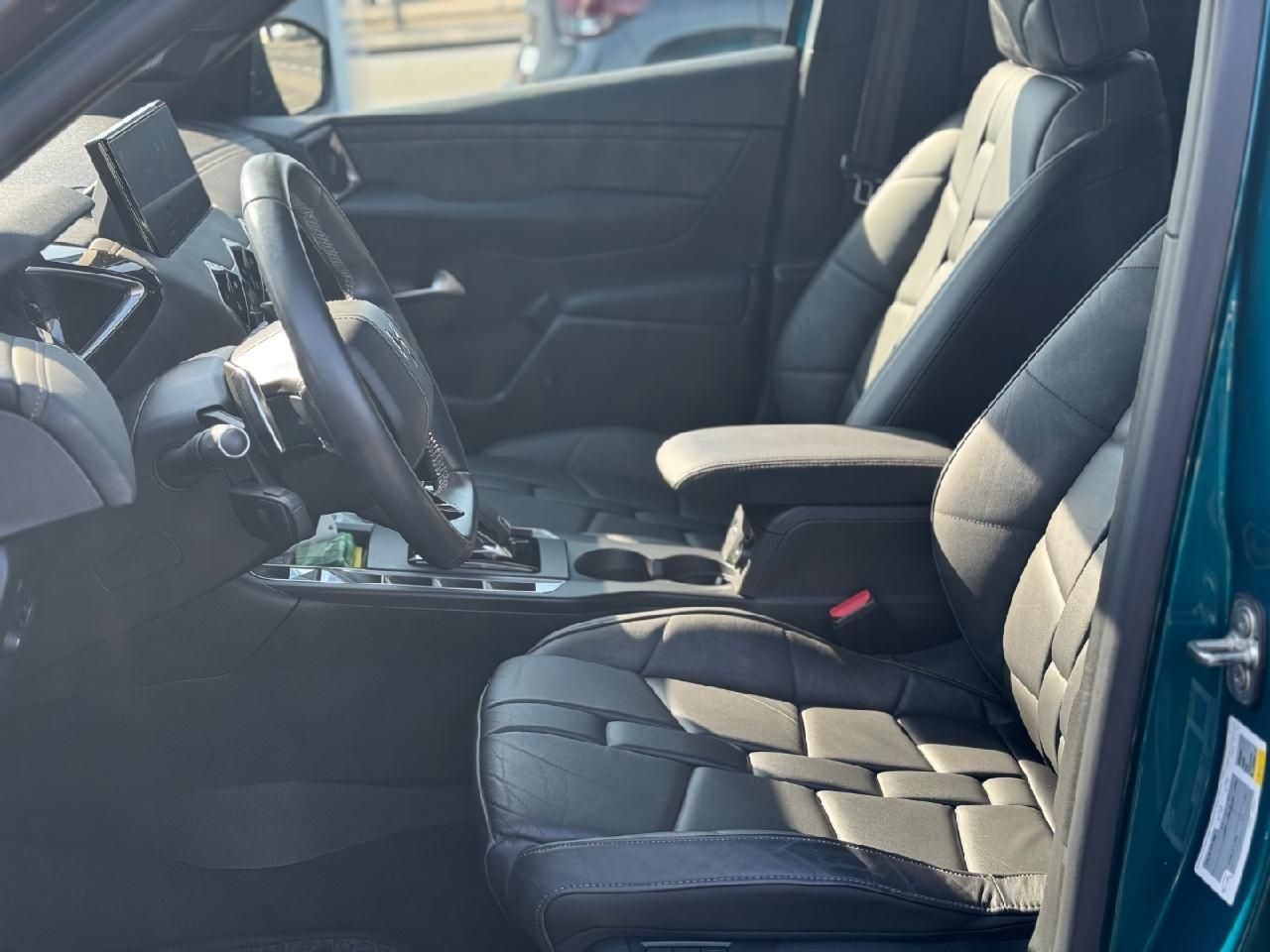DS Automobiles DS 3 Crossback So Chic - Samsaru's Car Outlet