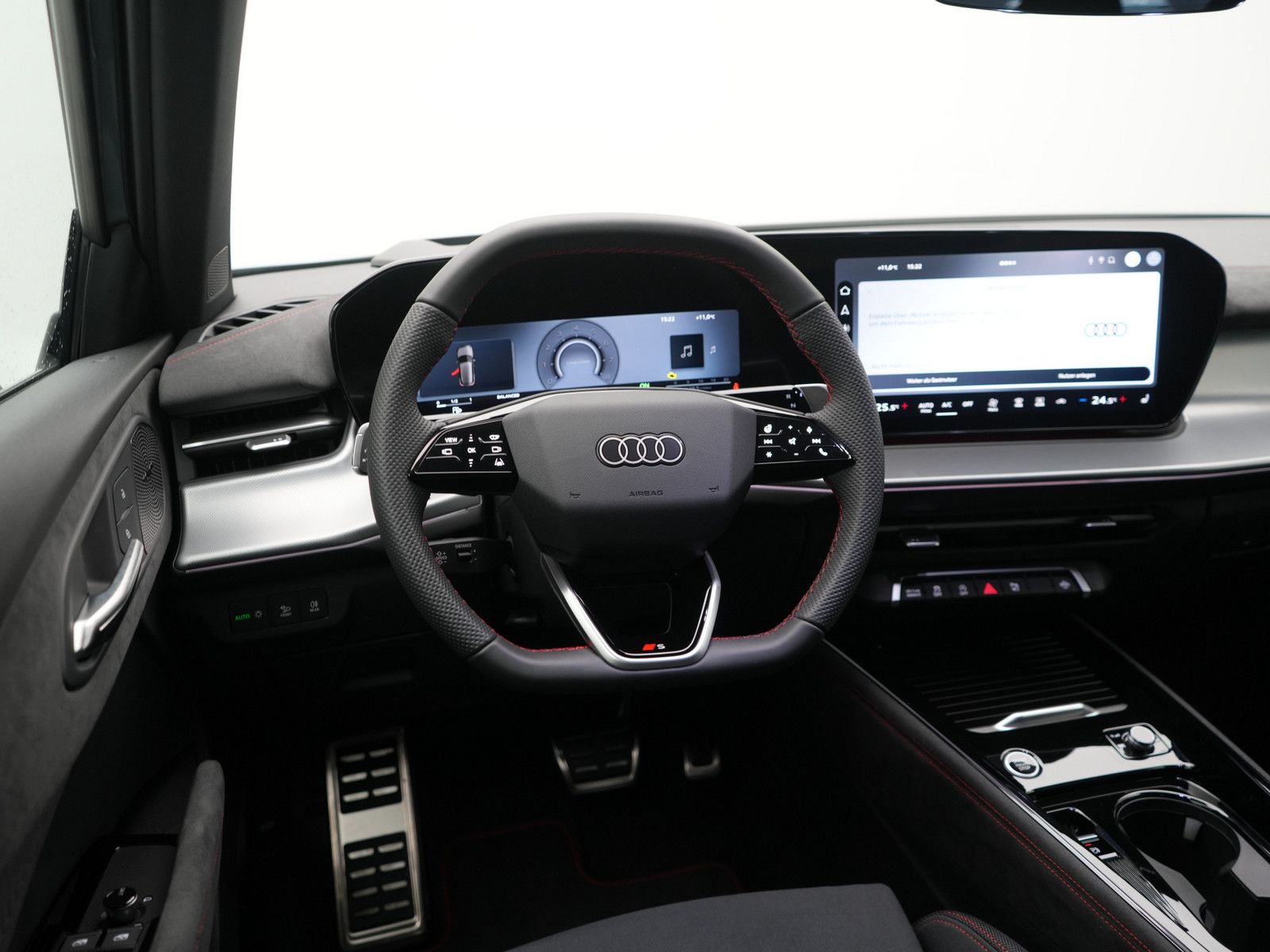 Audi Q3 S tronic S line SONOS AHK NAV PANO MATRIX HUD