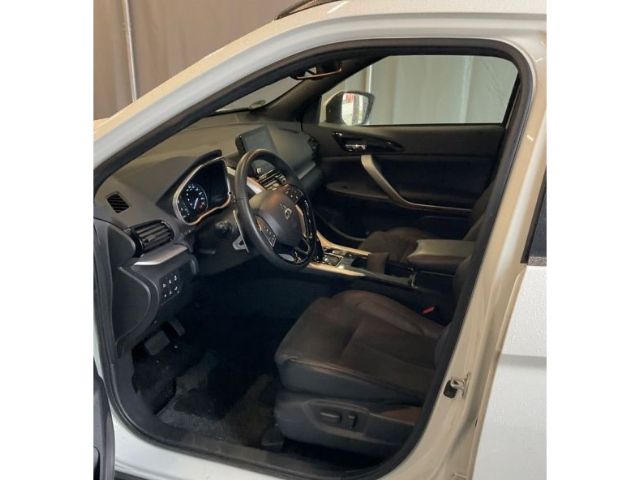 Mitsubishi Eclipse Cross Plus Select Black Hybrid 4WD 2.4 M