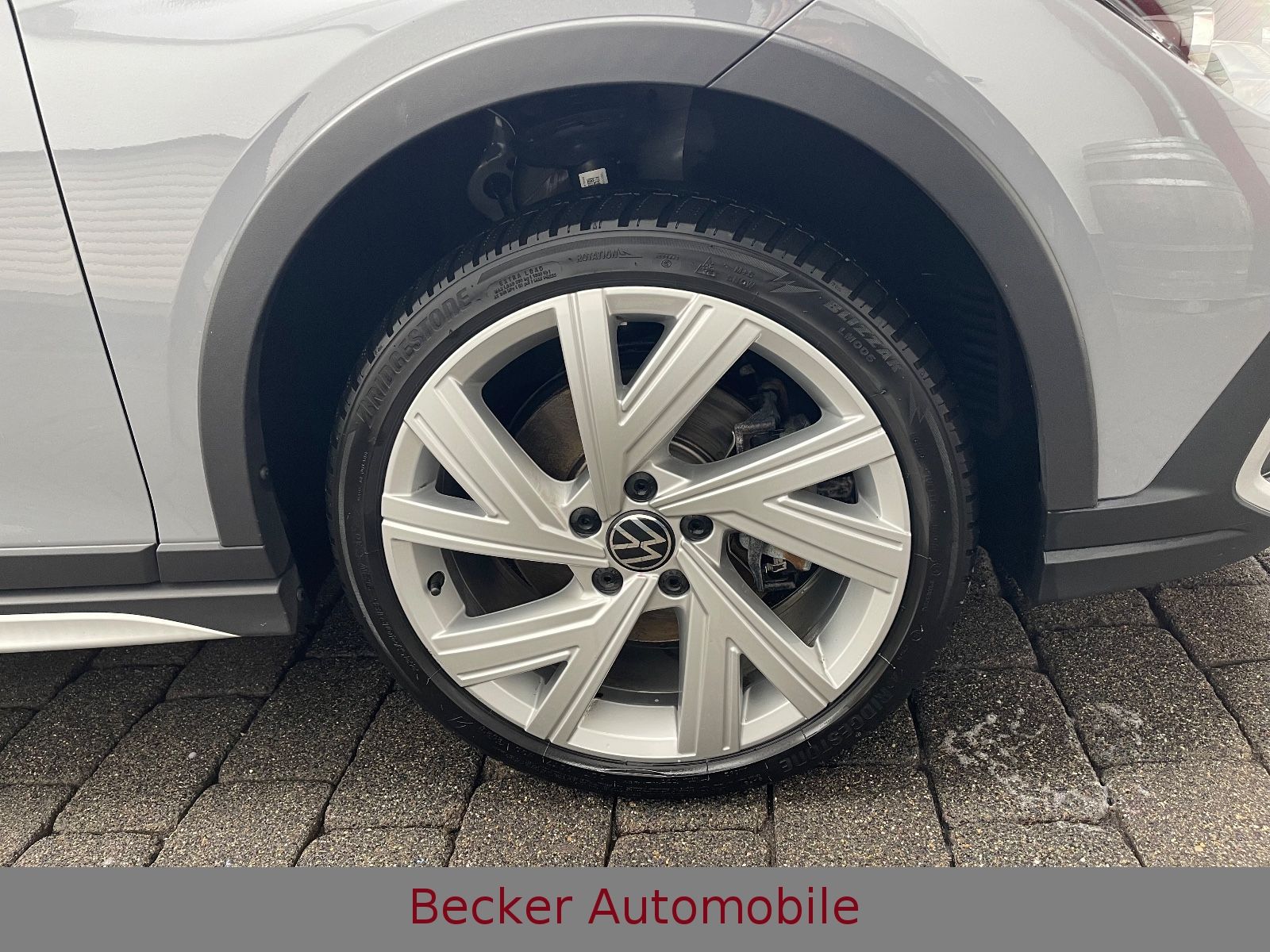 Volkswagen Golf VIII Variant Alltrack 4Motion BLACK STYLE
