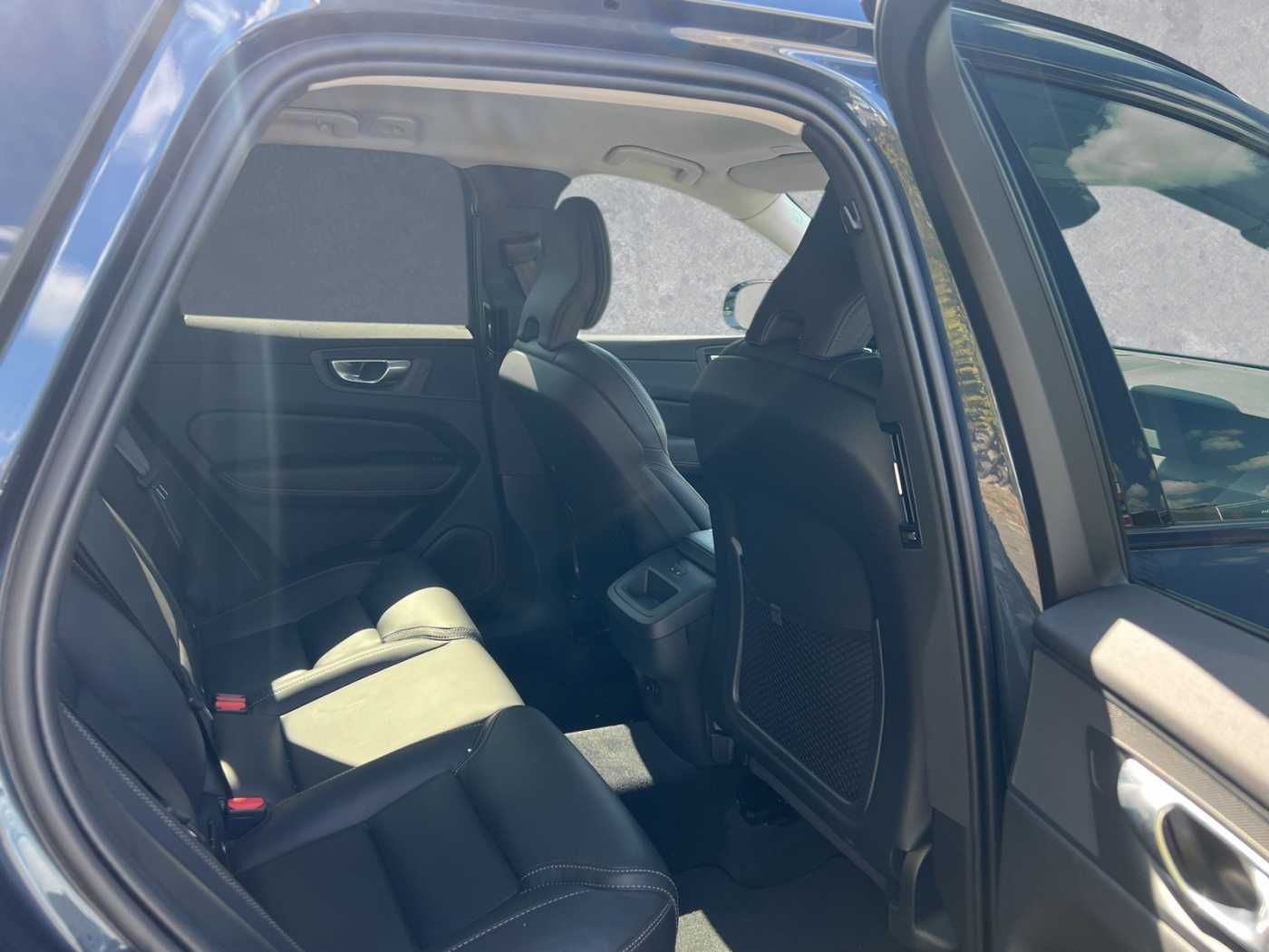 Volvo XC60 B4 D AWD Plus Dark