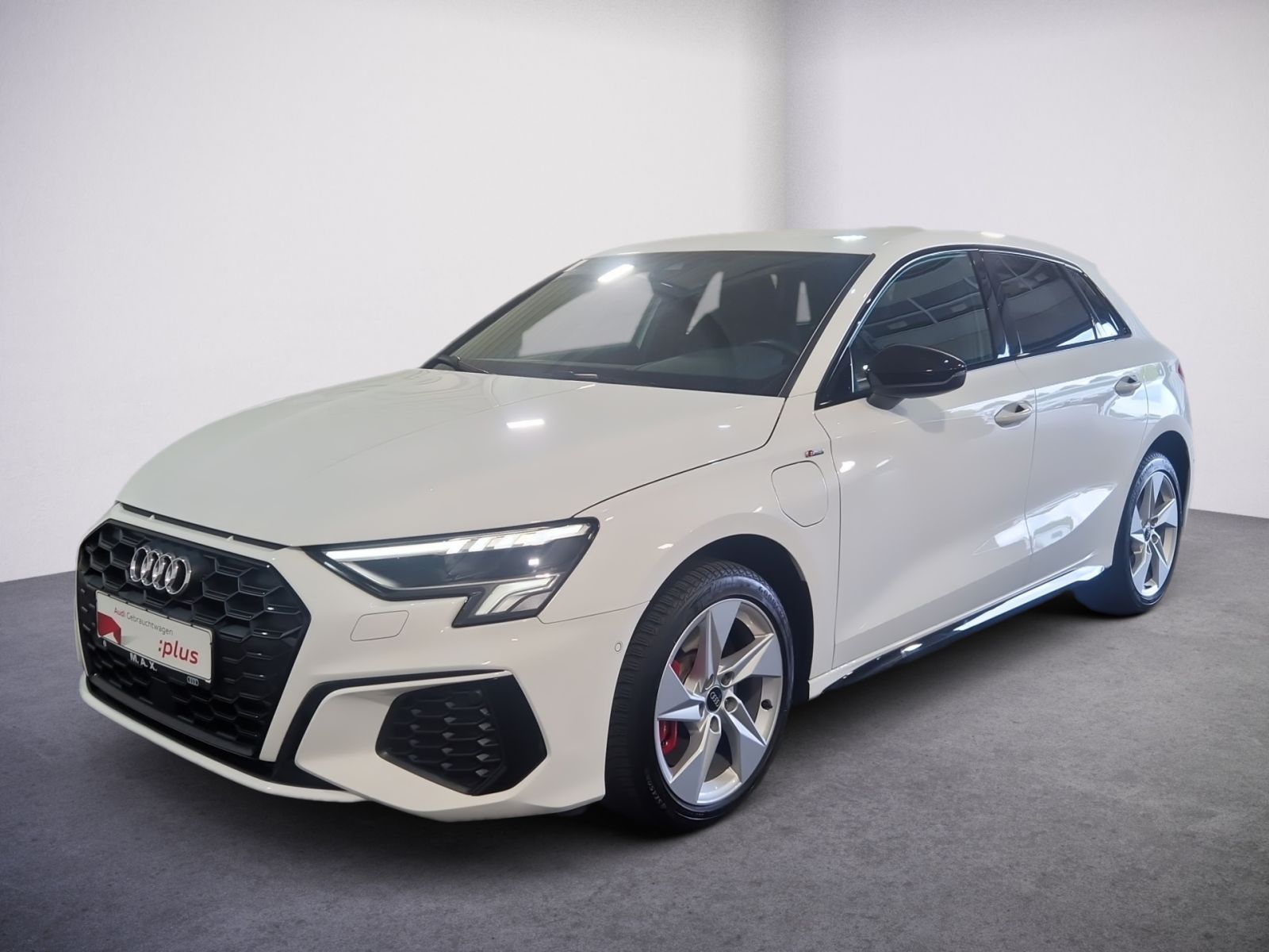 Audi A3 Sportback 45 TFSI e S LINE - Samsaru's Car Outlet