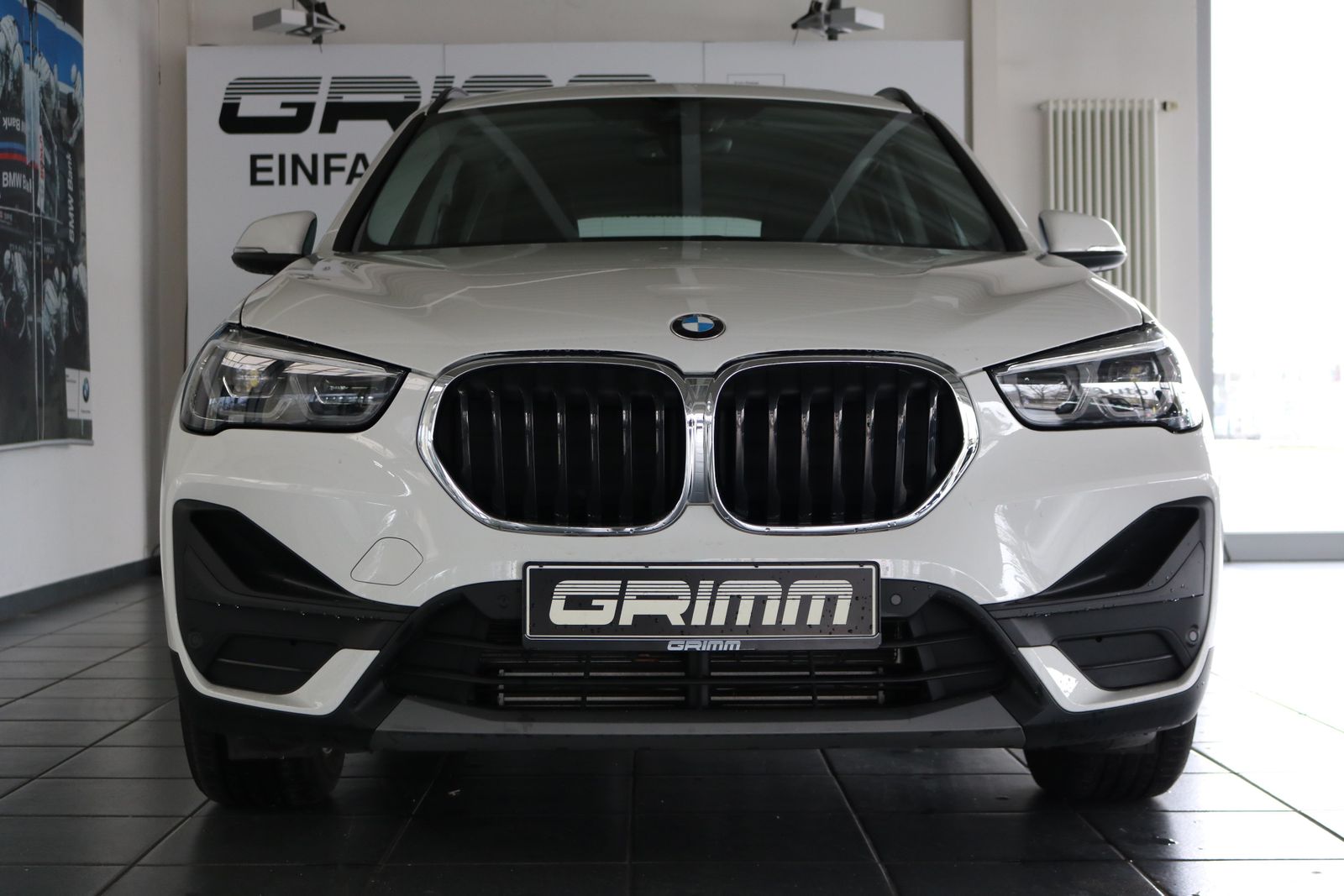 BMW X1 xDrive25e Advantage - Samsaru's Car Outlet